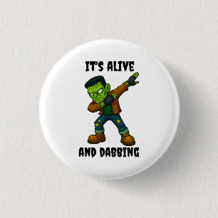 Das gestanzte Monster lebt und versucht zu Hallowe Button