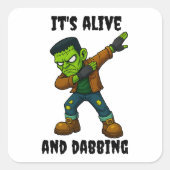 Das gestanzte Monster lebt und versucht zu Hallowe Quadratischer Aufkleber (Vorderseite)