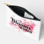 Das Glück blüht aus dem Kleinen Zubehörtasche (Offen)