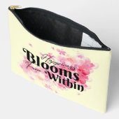 Das Glück blüht aus einem großen Zubehörbeutel Zubehörtasche (Offen)