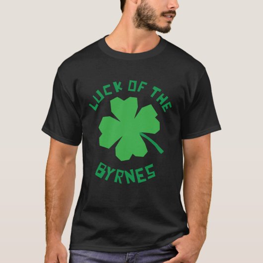 Das Glück des Byrnes Kleeblatt St Patricks Day T-Shirt (Vorderseite)