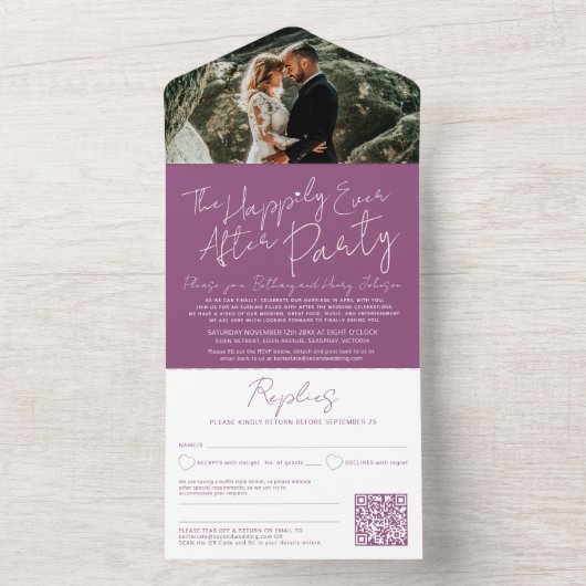Das Glück nach der Hochzeitsfeier lila All In One Einladung (Innen Boden)