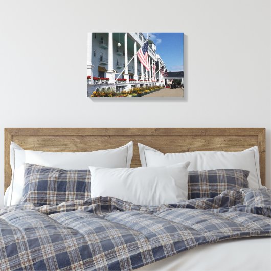 Das Grand Hotel auf der Insel Mackinac, Michigan Leinwanddruck (Insitu (Schlafzimmer))