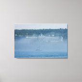 Das Grand Hotel durch den Nebel Leinwanddruck (Vorderseite)