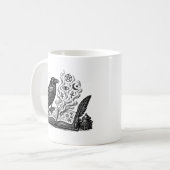 Das Grimoire des Raben - Buchkunst im gotischen St Kaffeetasse (Vorderseite Links)