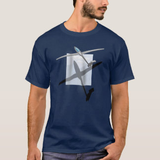 Das grundlegende dunkle Shirt der gleitenen Männer