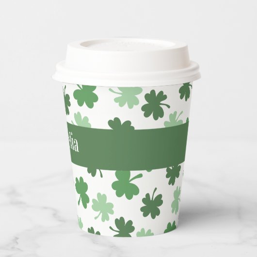 Das grüne Kleeblatt von St. Patrick Pappbecher (Links)