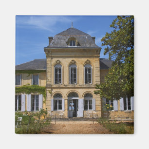 Das Hauptgebäude des Schlosses, renoviert durch Magnet