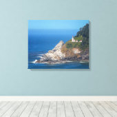 Das Heceta Head Lighthouse an der Küste von Oregon Leinwanddruck (Insitu (Holzboden))