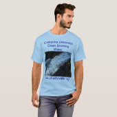 Das Hemd der Trinkwassermänner T-Shirt (Vorne ganz)