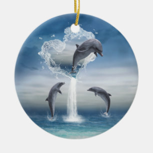 Das Herz der Dolphiner rund um das Ornament