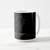 Das Herz einer Mutter | Elegantes Roségold Mutter Kaffeetasse (VorderseiteRechts)