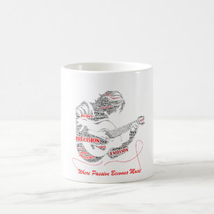 Das Herz spielt zuerst Gitarren-Typografie-Kunst Kaffeetasse