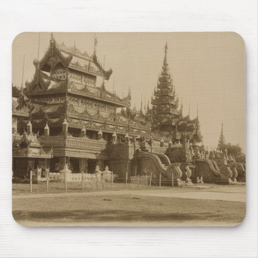 Das Hman Kyaung oder das Glaskloster, Birma Mousepad (Vorne)