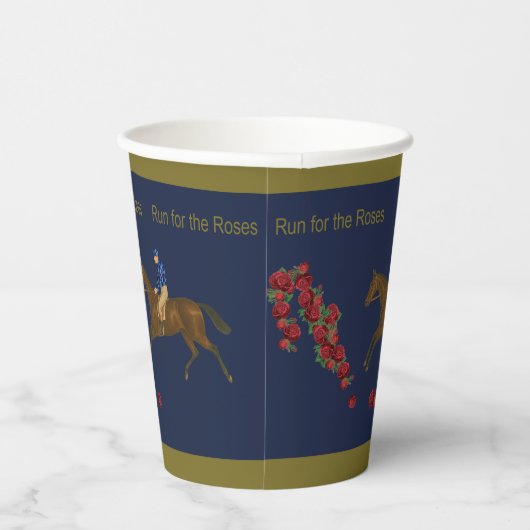 Das Hoity Toity House läuft um den Rose Cup Pappbecher (Rechts)