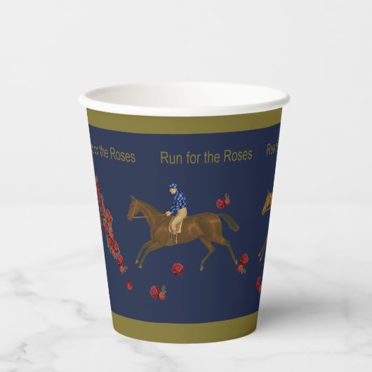 Das Hoity Toity House läuft um den Rose Cup Pappbecher (Vorderseite)