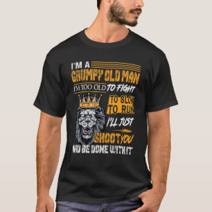 Das Hotel liegt sehr zentral und ist sehr zentral  T-Shirt