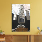 Das Hubble-Weltraumteleskop erscheint Leinwanddruck (Insitu (Wohnzimmer))
