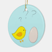 Das Huhn oder das Ei süße Oster-Cartoon Keramik Ornament (Links)