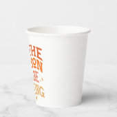 Das ist die Jahreszeit, um ein sonniges Urlaubsdes Pappbecher (Links)