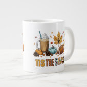 Das ist die Saison Herbstzeit mit Football und Kaf Jumbo-Tasse (Vorderseite Rechts)