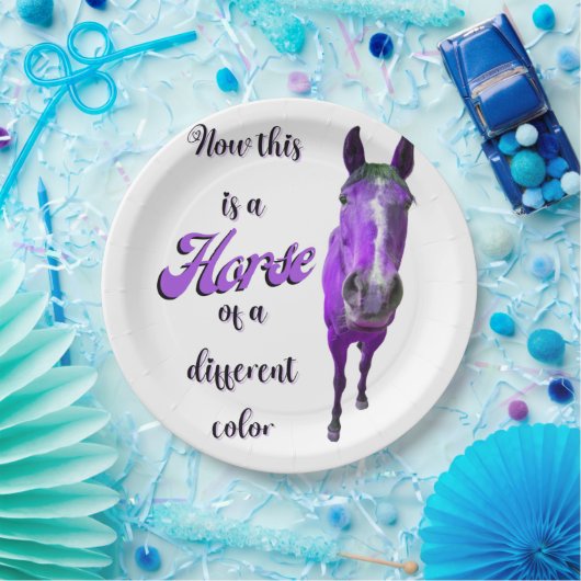 Das ist ein Pferd mit einer anderen Farbe Lila Pappteller (Party)