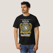 Das ist eine Nina, die man nicht verstehen konnte T-Shirt (Vorne ganz)