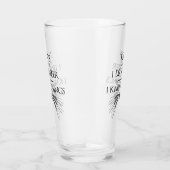 Das ist es, was ich trinke Bier und ich kenne Ding Glas (Rechts)