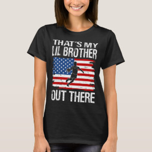 Das ist mein LIL BROTHER da draußen Basketball T-Shirt