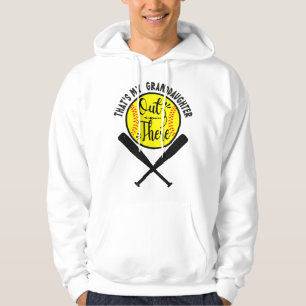 Das ist meine Enkelin da draußen Softball-Oma Hoodie