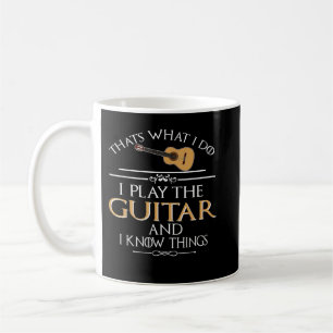 Das ist was ich tue, ich spiele die Gitarre und ic Kaffeetasse