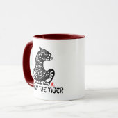 Das Jahr der Tiger-Kürzung in chinesischem Papier Tasse (Vorderseite Links)