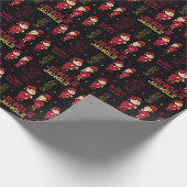 DAS JAHR OHNE SANTA CLAUS™ | Elf Muster Geschenkpapier (Ecke)