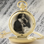 das junge Franz Liszt-Portrait Taschenuhr<br><div class="desc">Der junge Franz Liszt - Portrait - lithographische Kunst von Louis Held ca. 1830, an einem unbekannten Ort. Es ist die Höflichkeit der Bergen Public Library Norwegen - herausgegeben und angewendet zu diesem Artikel von Alma Wad . Gutes Geschenk für einen Musiklehrer / Klavierlehrer. Sie können Text /digits /monogram hinzufügen...</div>