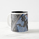 Das kanadische Dextre-Robotersystem 2 Zweifarbige Tasse (Vorderseite Links)