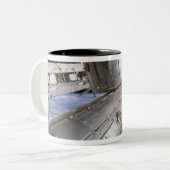 Das Kibo-Labor für das japanische Experimentiermod Zweifarbige Tasse (Vorderseite Links)