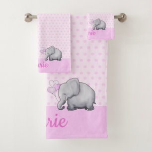 Das Kinderzimmer des Polka-Punkt-Baby-Namen-rosa Badhandtuch Set