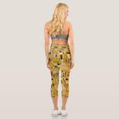 Das Kiss-Muster von Gustav Klimt, Art Nouveau Capri Leggings (Rückseite)
