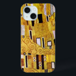 Das Kiss-Muster von Gustav Klimt, Art Nouveau iPhone 15 Hülle<br><div class="desc">Der Kuss (Musterbeispiel) von Gustav Klimt ist ein Vintages Viktorianisches Zeitkunstgemälde. Dieses Detail stammt aus einem Liebe- und Romantik-Gemälde mit einem romantischen Paar in verschiedenen Goldtönen, Symbolen und Mustern, die einen Kuss mit einem Bronzestand teilen. Über den Künstler: Gustav Klimt (1862-1918) war ein österreichischer Symbolik-Maler und einer der prominentesten Mitglieder...</div>