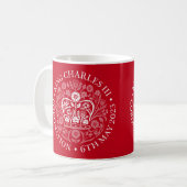 Das KrönungsEmblem des Königs Charles 2023 Kaffeetasse (Vorderseite Links)