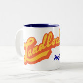 Das LANDUMSCHLOSSENE! Skript-übergroße Tasse (Vorderseite Links)