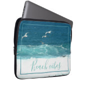 Das Laptop-Gehäuse von Beach Vibes Ocean Wave Laptopschutzhülle (Vorne Rechts)