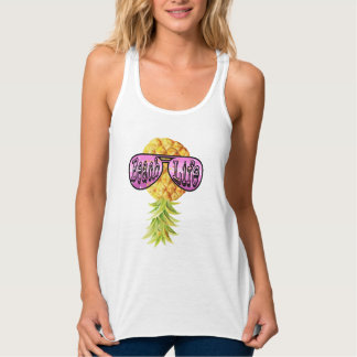 Das Leben am Strand auf dem Ananas-T - Shirt
