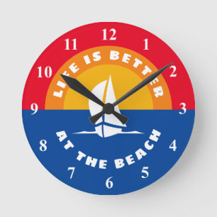 Das Leben am Strand ist besser bei Sonnenuntergang Runde Wanduhr