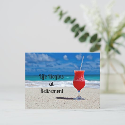 Das Leben beginnt bei der Pension - Frostiges Getr Postkarte (Stehend Vorderseite)