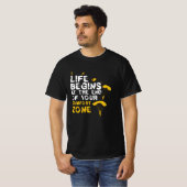 Das Leben beginnt Comfort Zone Skydiver T-Shirt (Vorne ganz)