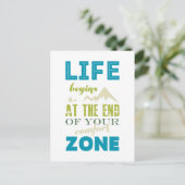 Das Leben beginnt mit der Inspiration Zitat Typogr Postkarte (Stehend Vorderseite)