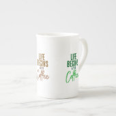 Das Leben beginnt nach Porzellantasse (Vorderseite Rechts)