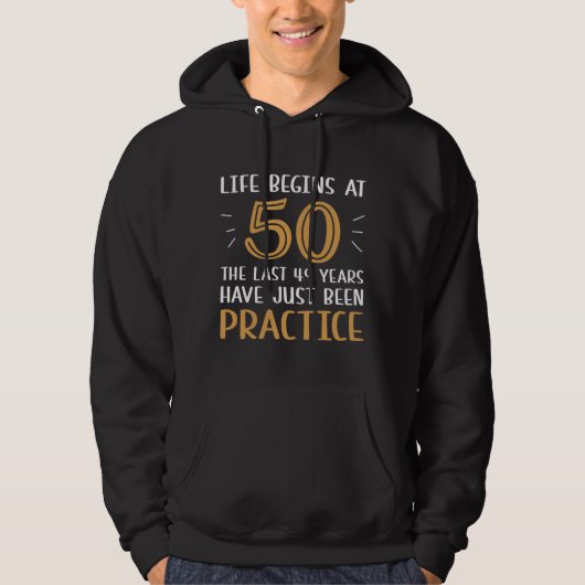 Das Leben beginnt um 50 Hoodie (Vorderseite)