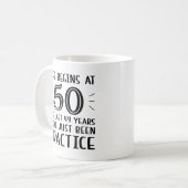 Das Leben beginnt um 50 Kaffeetasse (Vorderseite Links)